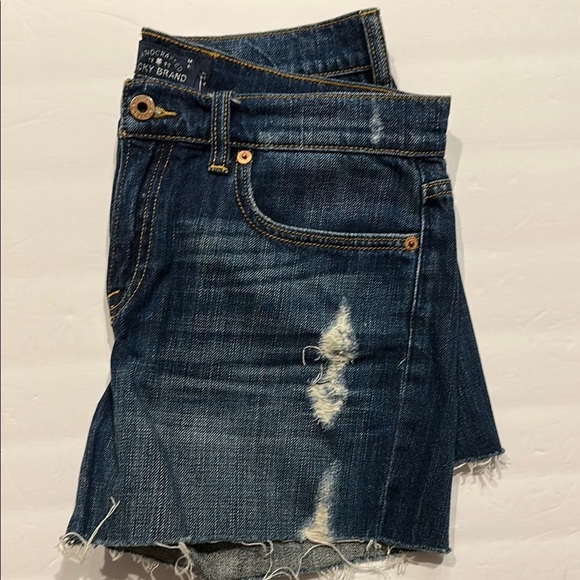 Lucky Brand Women's Distressed Denim Shorts cut off blue jeans size 4/27 - Picture 8 of 8